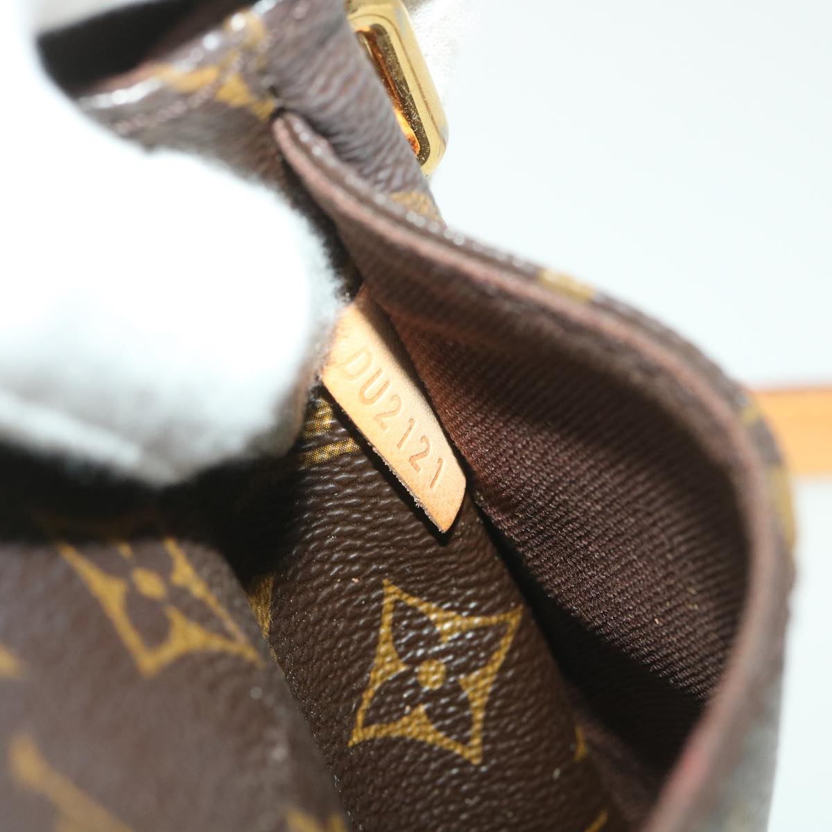 LOUIS VUITTON Monogram Menilmontant PM Shoulder Bag M40474 LV Auth 37942