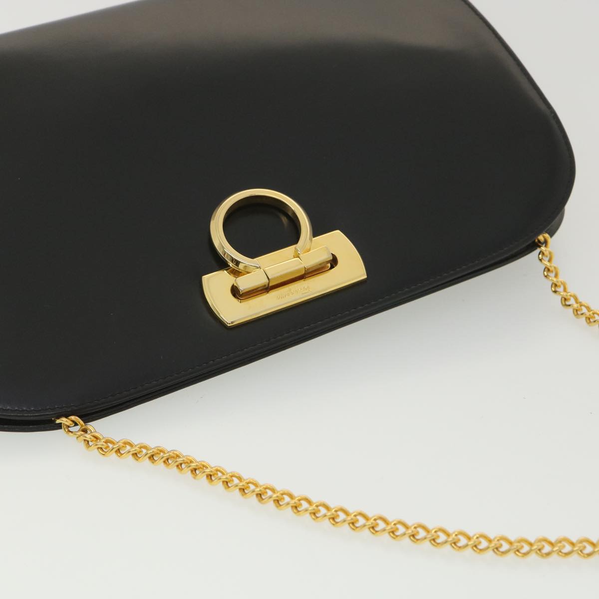 Salvatore Ferragamo Chain Shoulder Bag Leather Black P21-0587 Auth 37989