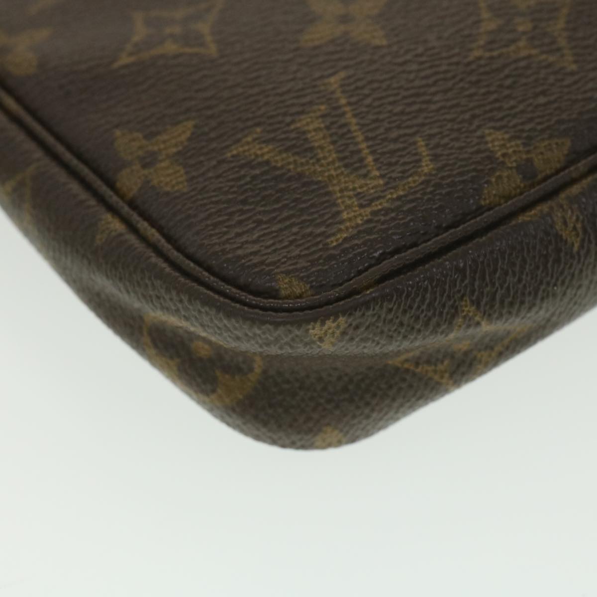 LOUIS VUITTON Monogram Pochette Accessoires Pouch M51980 LV Auth 38158