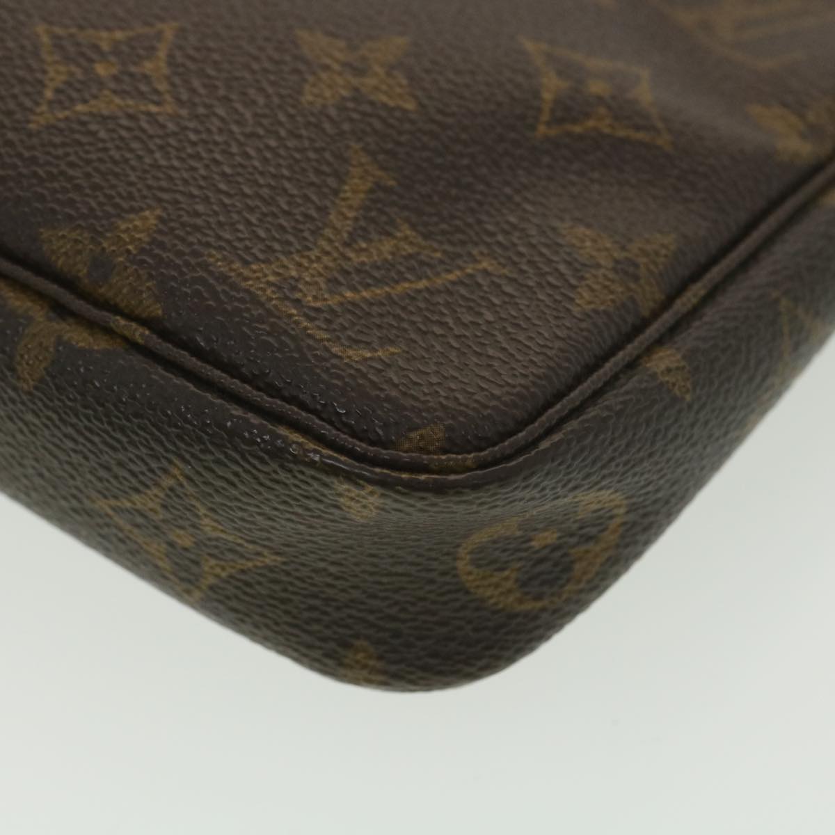 LOUIS VUITTON Monogram Pochette Accessoires Pouch M51980 LV Auth 38164