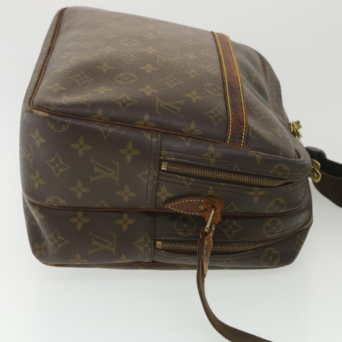 LOUIS VUITTON Monogram Reporter GM Shoulder Bag M45252 LV Auth 38208