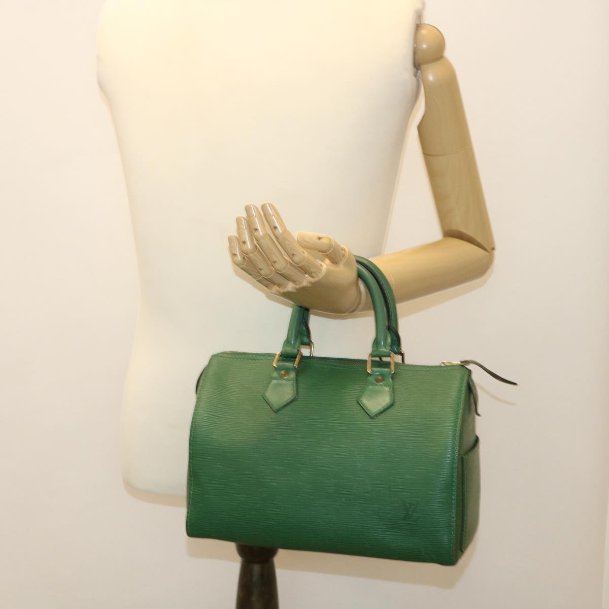 LOUIS VUITTON Epi Speedy 25 Hand Bag Borneo Green M43014 LV Auth 38211