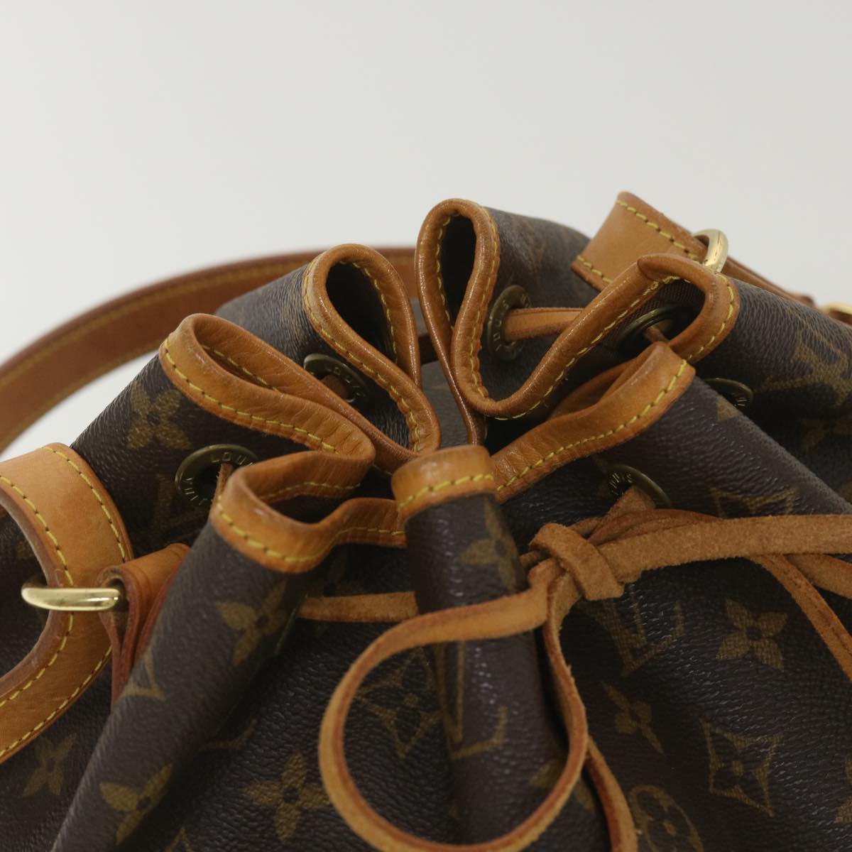 LOUIS VUITTON Monogram Petit Noe Shoulder Bag M42226 LV Auth 38271