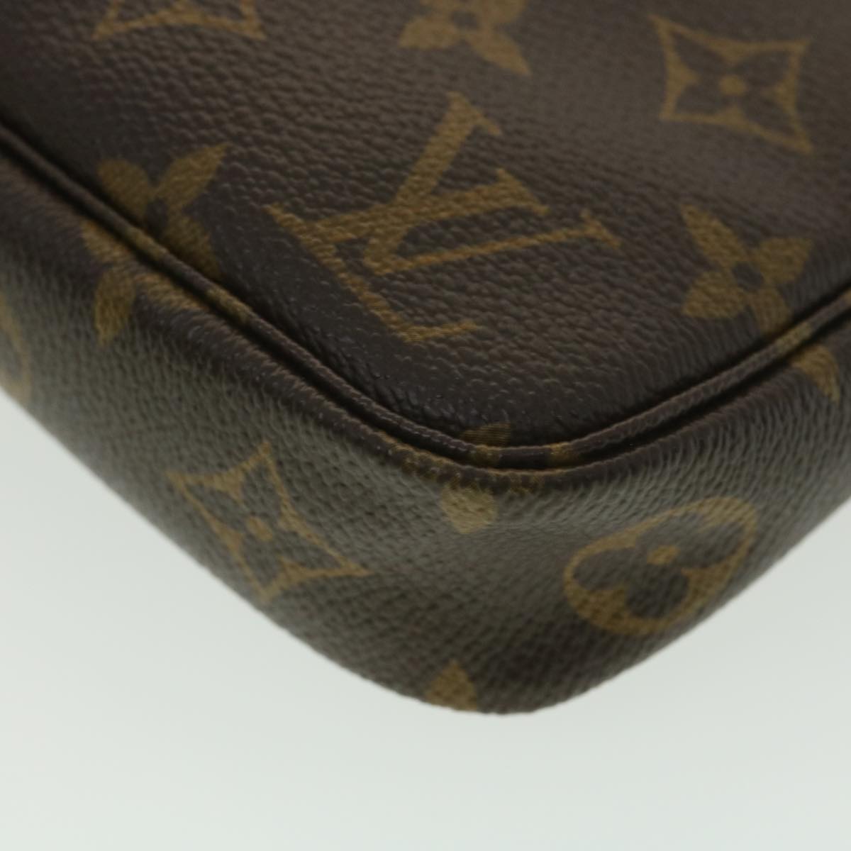 LOUIS VUITTON Monogram Pochette Accessoires Pouch M51980 LV Auth 38335