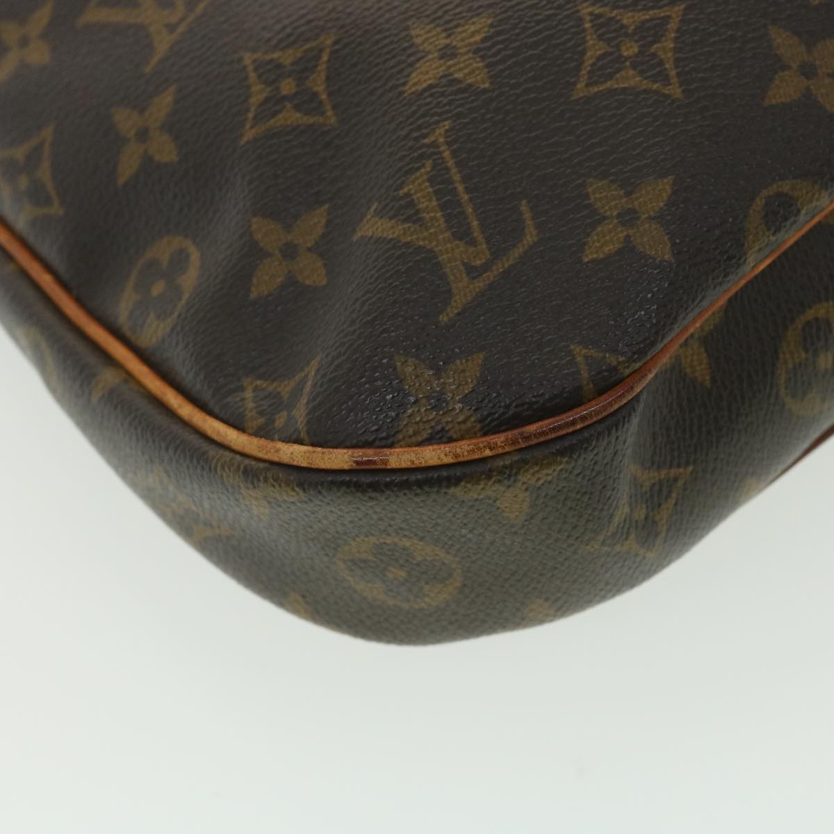 LOUIS VUITTON Monogram Odeon PM Shoulder Bag M56390 LV Auth 38347