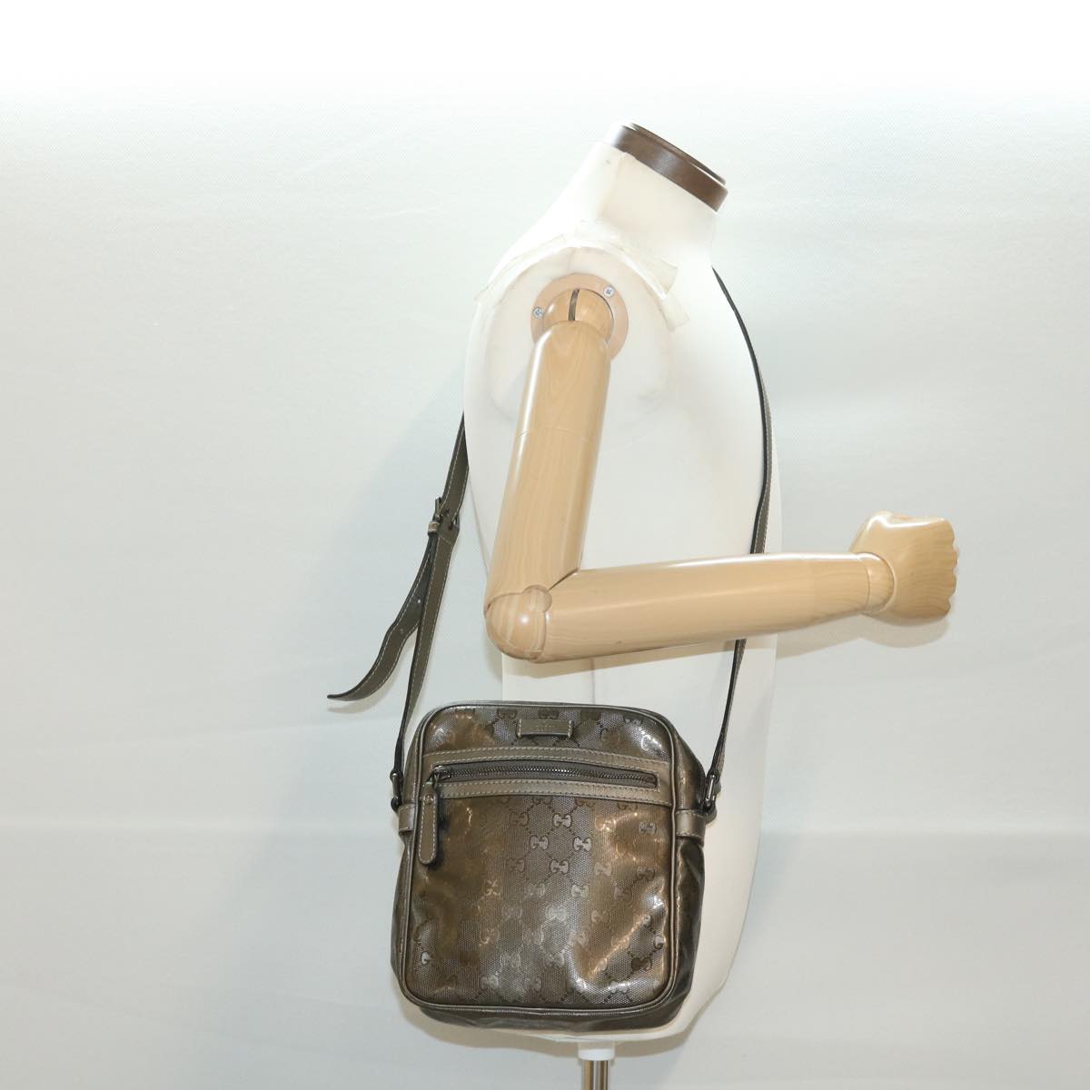 GUCCI GG implementation Shoulder Bag PVC Leather Khaki 233268 Auth 38378