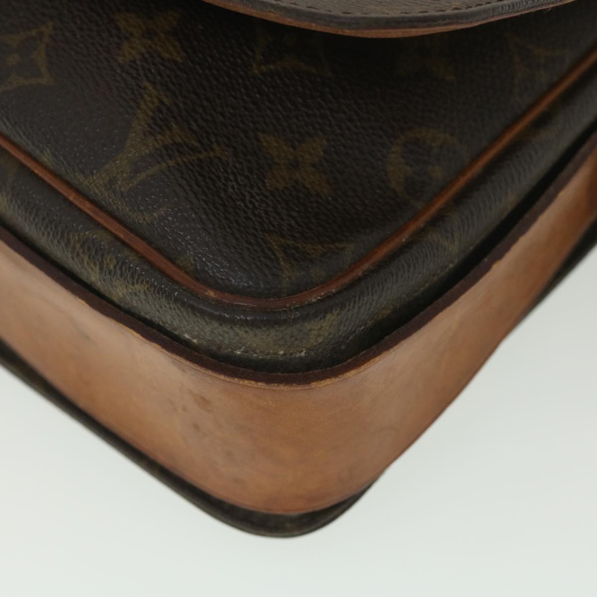 LOUIS VUITTON Monogram Cartouchiere GM Shoulder Bag M51252 LV Auth 38423