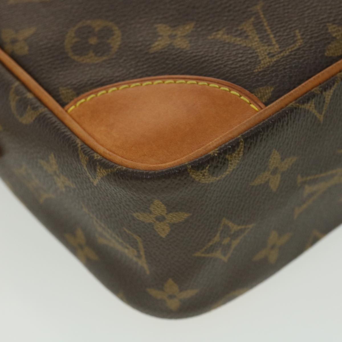 LOUIS VUITTON Monogram Trocadero 30 Shoulder Bag M51272 LV Auth 38434