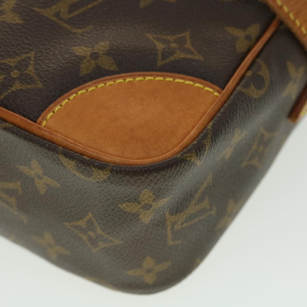 LOUIS VUITTON Monogram Trocadero 30 Shoulder Bag M51272 LV Auth 38434