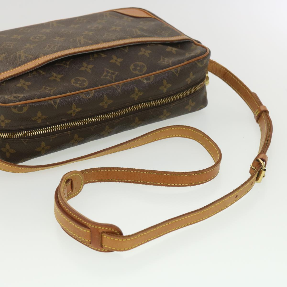 LOUIS VUITTON Monogram Trocadero 30 Shoulder Bag M51272 LV Auth 38434