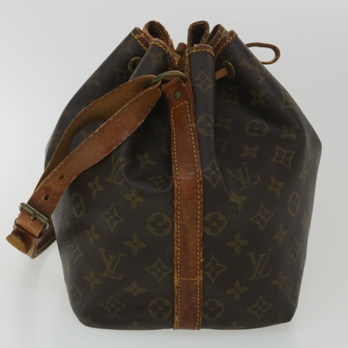 LOUIS VUITTON Monogram Petit Noe Shoulder Bag M42226 LV Auth 38442