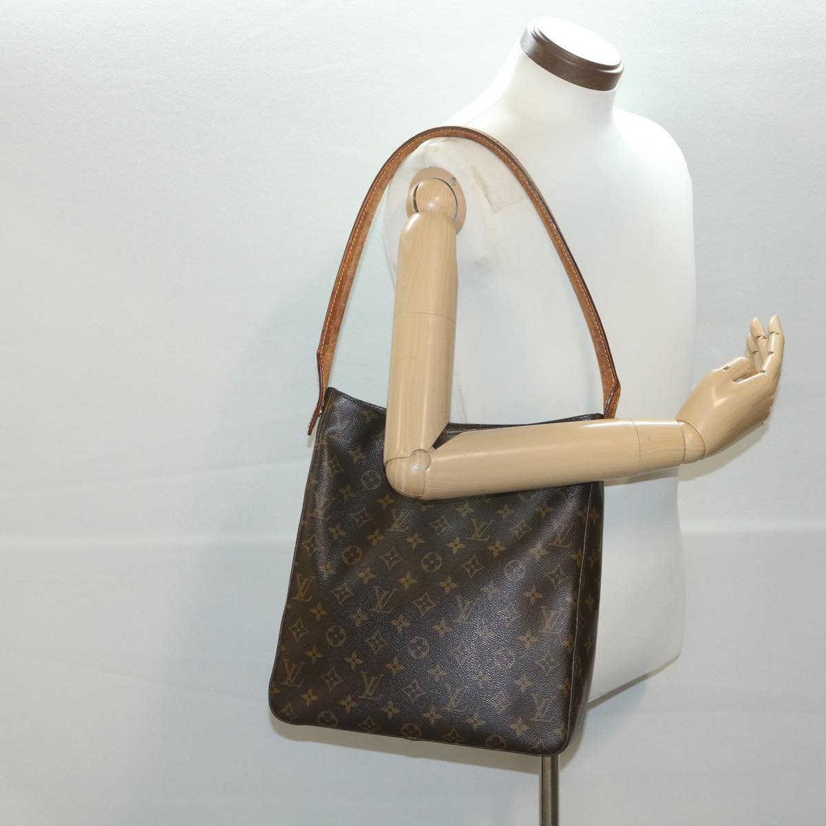 LOUIS VUITTON Monogram Looping GM Shoulder Bag M51145 LV Auth 38454