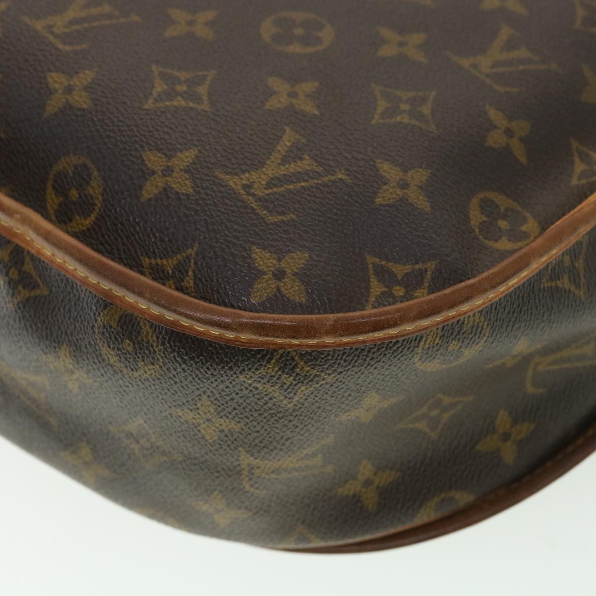 LOUIS VUITTON Monogram Menilmontant MM Shoulder Bag M40473 LV Auth 38458