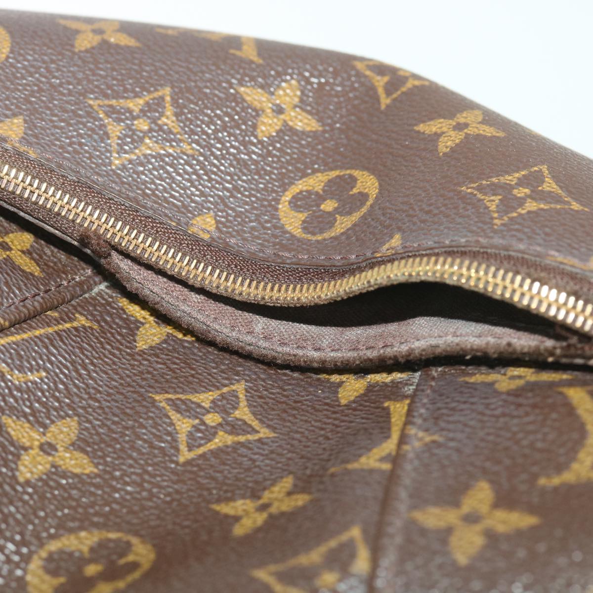 LOUIS VUITTON Monogram Menilmontant MM Shoulder Bag M40473 LV Auth 38458