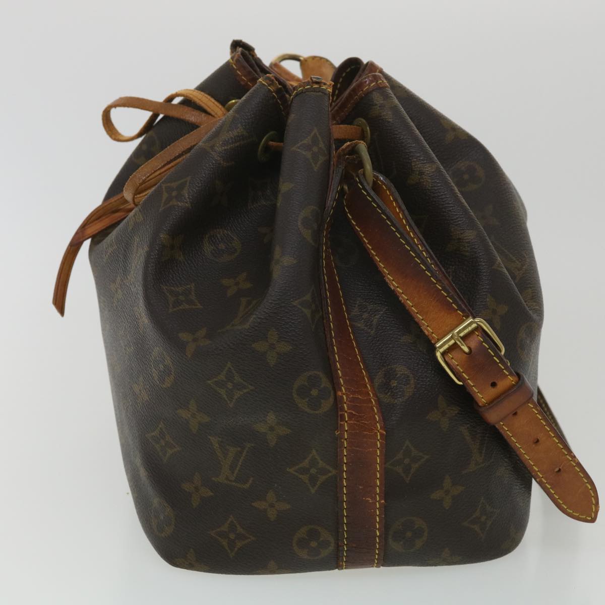 LOUIS VUITTON Monogram Petit Noe Shoulder Bag M42226 LV Auth 38539