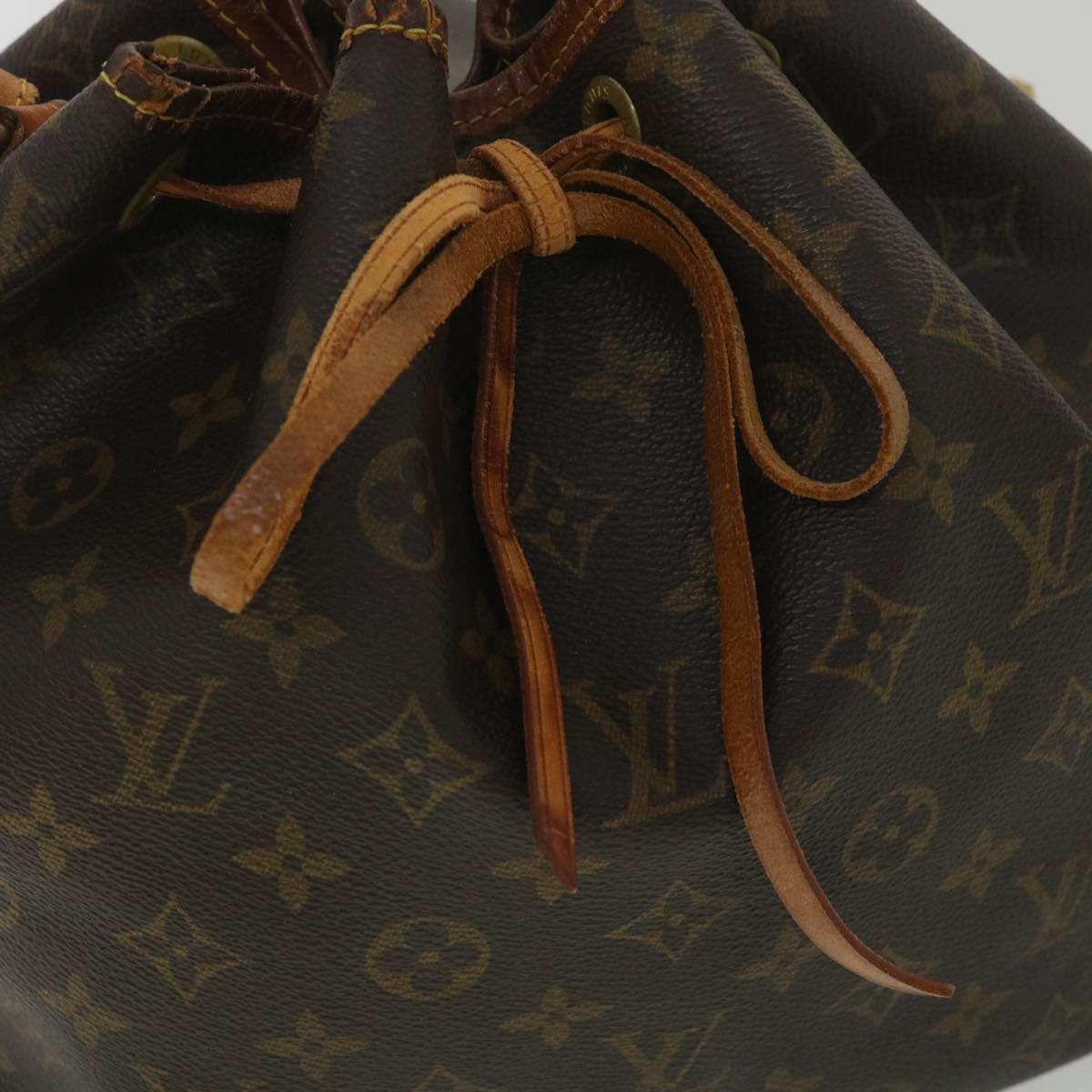 LOUIS VUITTON Monogram Petit Noe Shoulder Bag M42226 LV Auth 38539