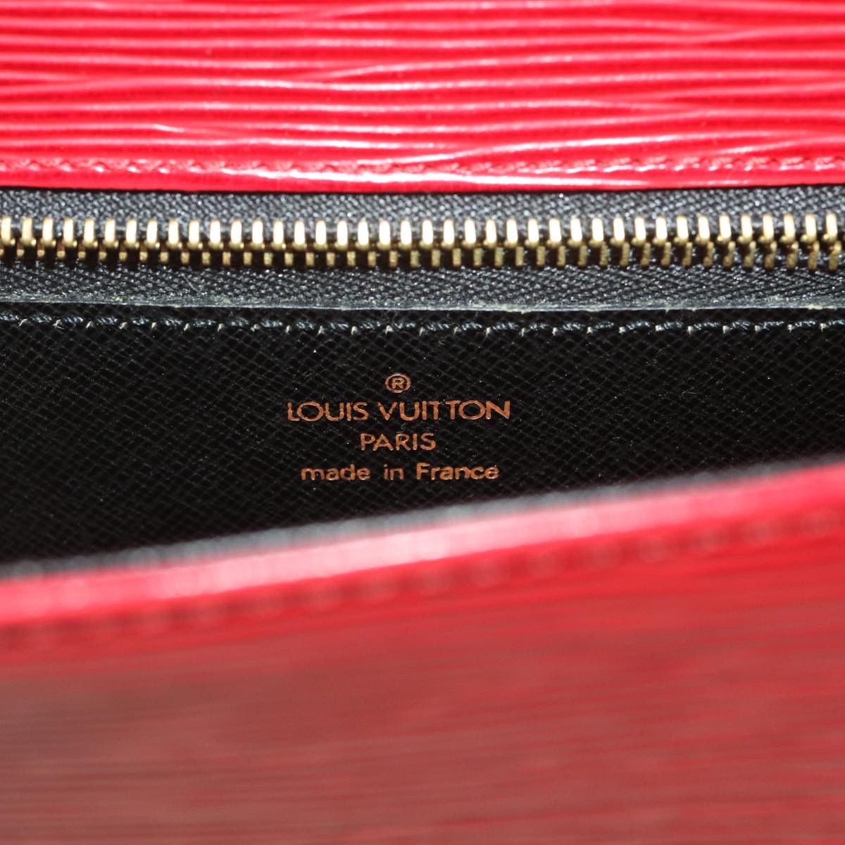 LOUIS VUITTON Epi Saint Cloud GM Shoulder Bag Red M52197 LV Auth 38560