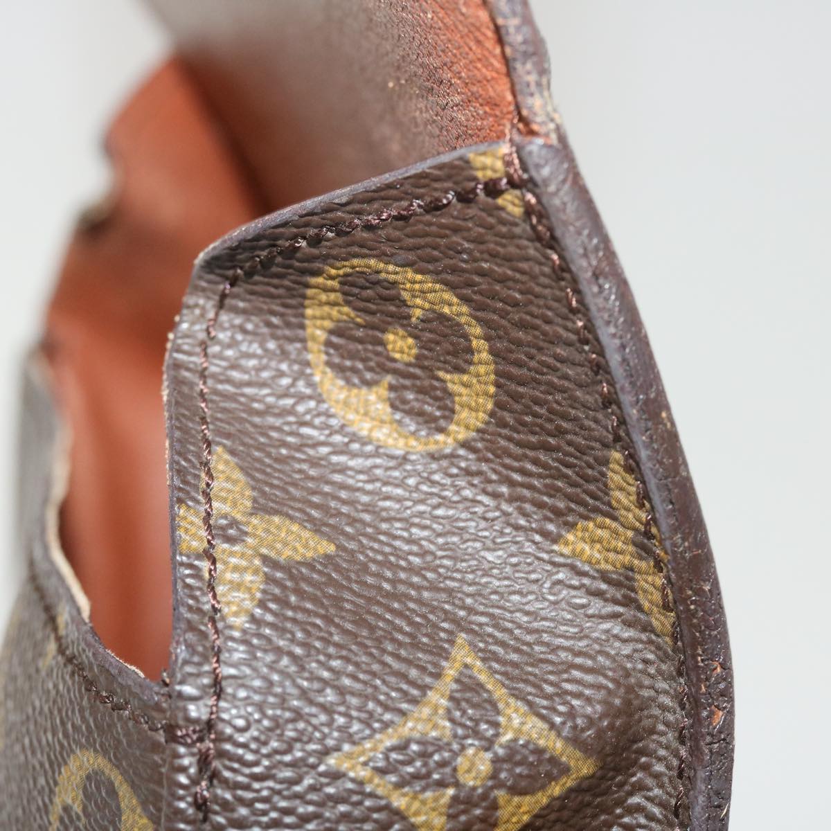 LOUIS VUITTON Monogram Saint Cloud MM Shoulder Bag M51243 LV Auth 38561