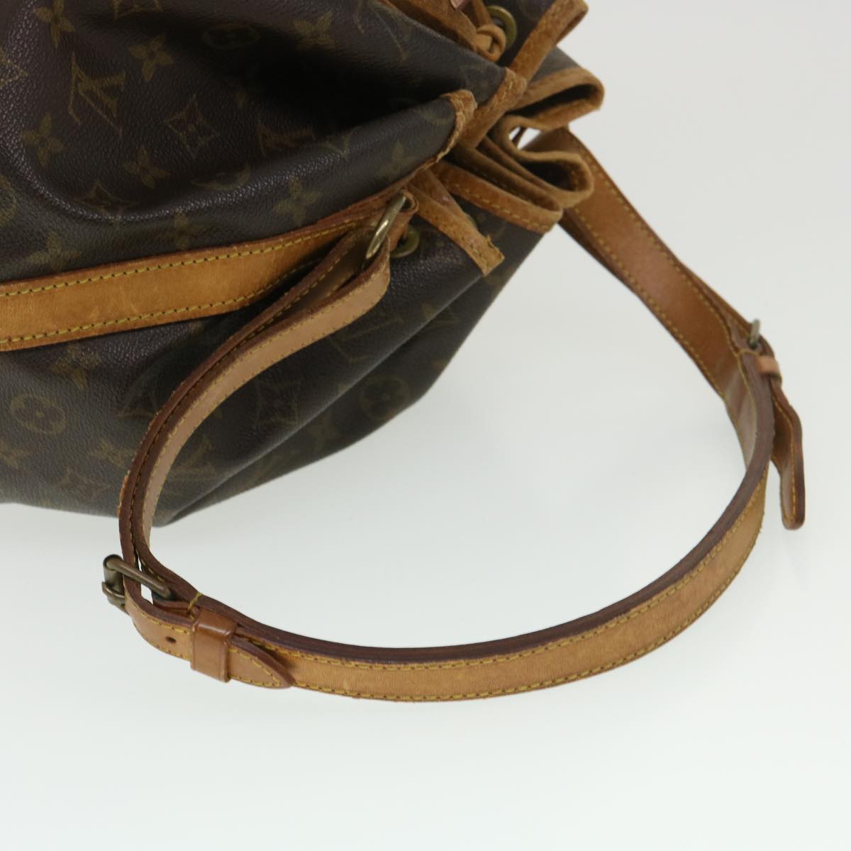 LOUIS VUITTON Monogram Noe Shoulder Bag M42224 LV Auth 38566