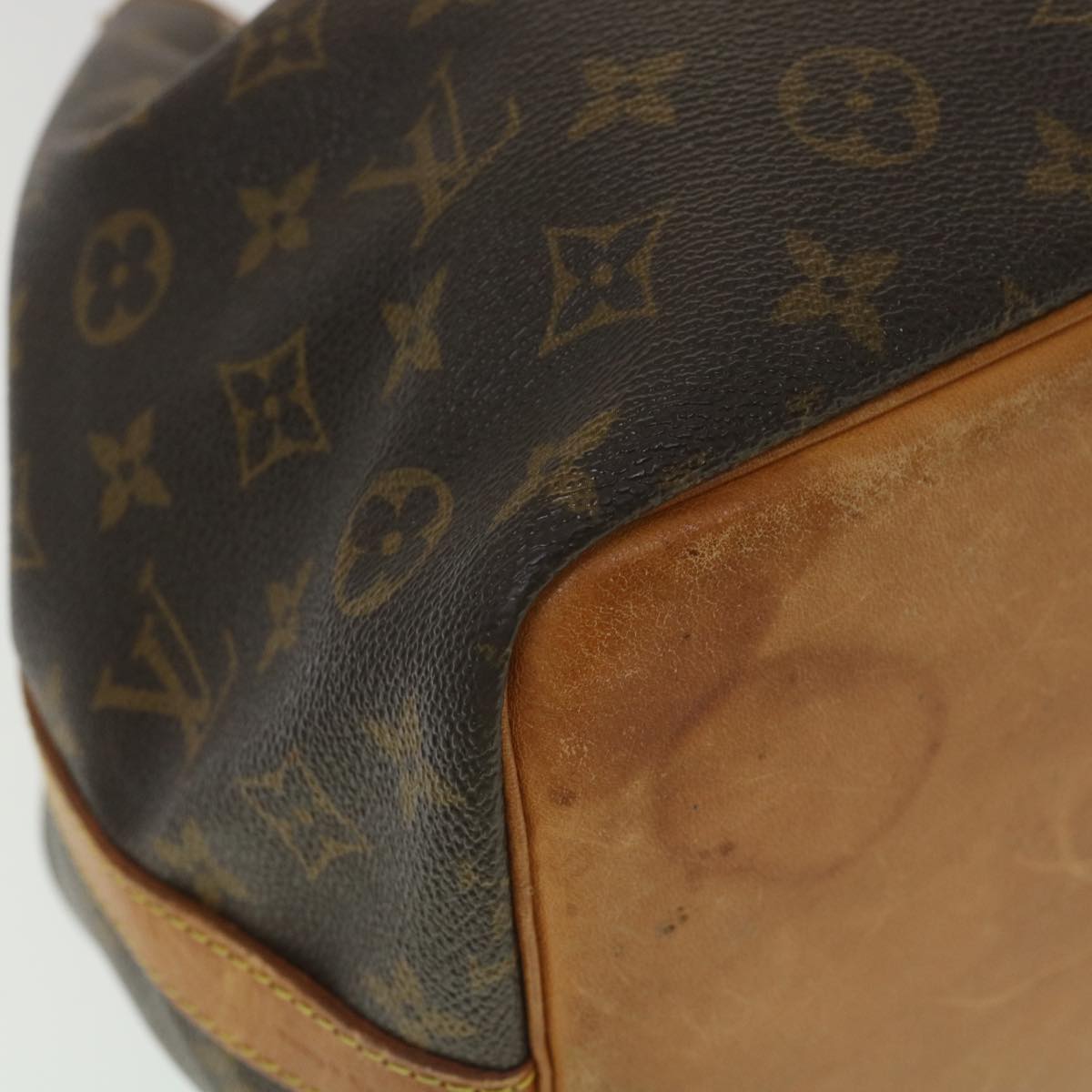 LOUIS VUITTON Monogram Petit Noe Shoulder Bag M42226 LV Auth 38571