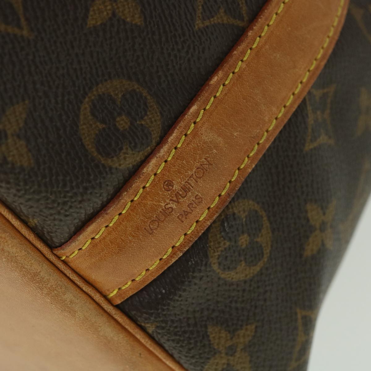 LOUIS VUITTON Monogram Petit Noe Shoulder Bag M42226 LV Auth 38571