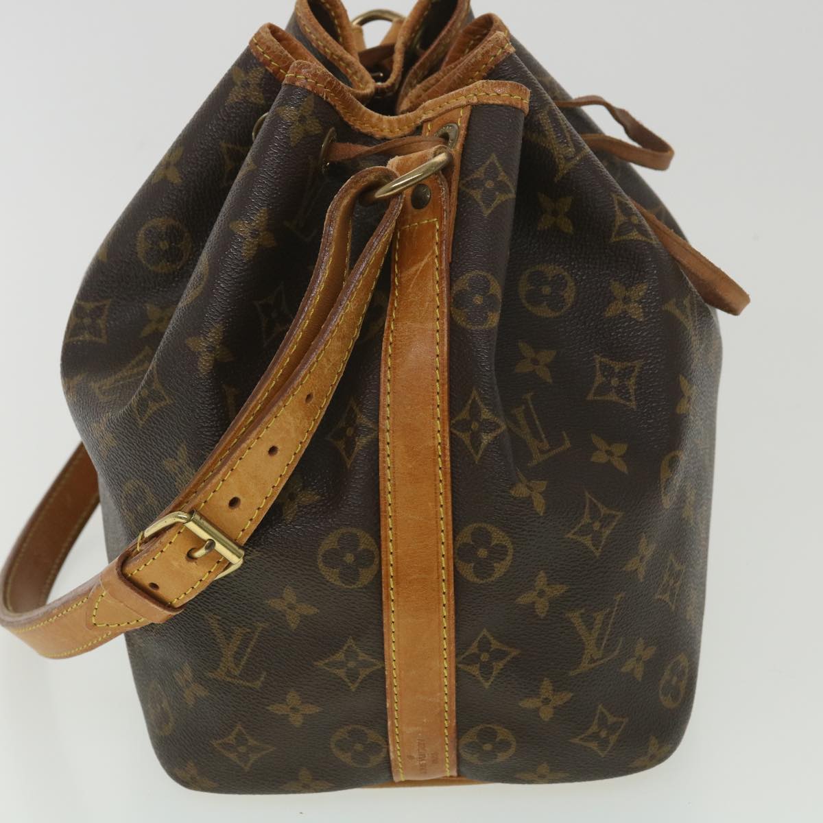 LOUIS VUITTON Monogram Petit Noe Shoulder Bag M42226 LV Auth 38571