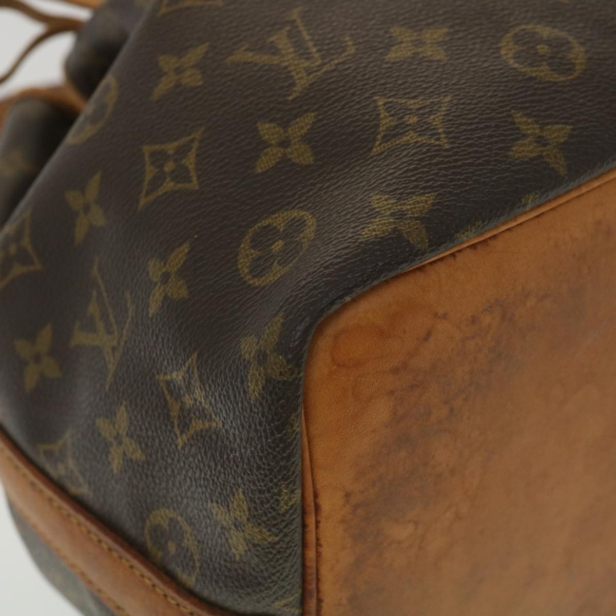 LOUIS VUITTON Monogram Petit Noe Shoulder Bag M42226 LV Auth 38572