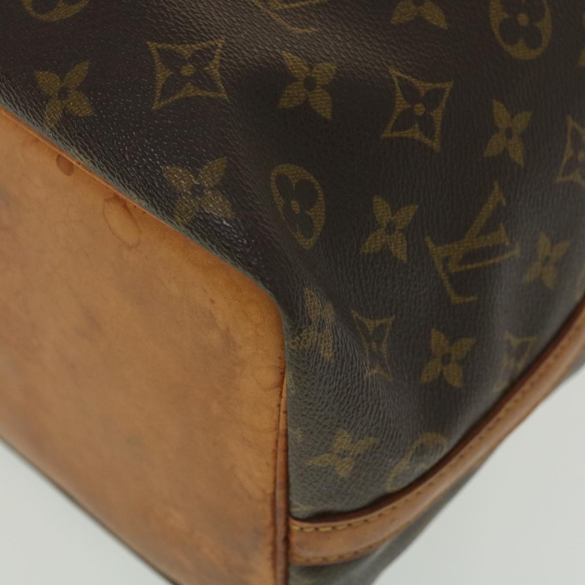 LOUIS VUITTON Monogram Petit Noe Shoulder Bag M42226 LV Auth 38572