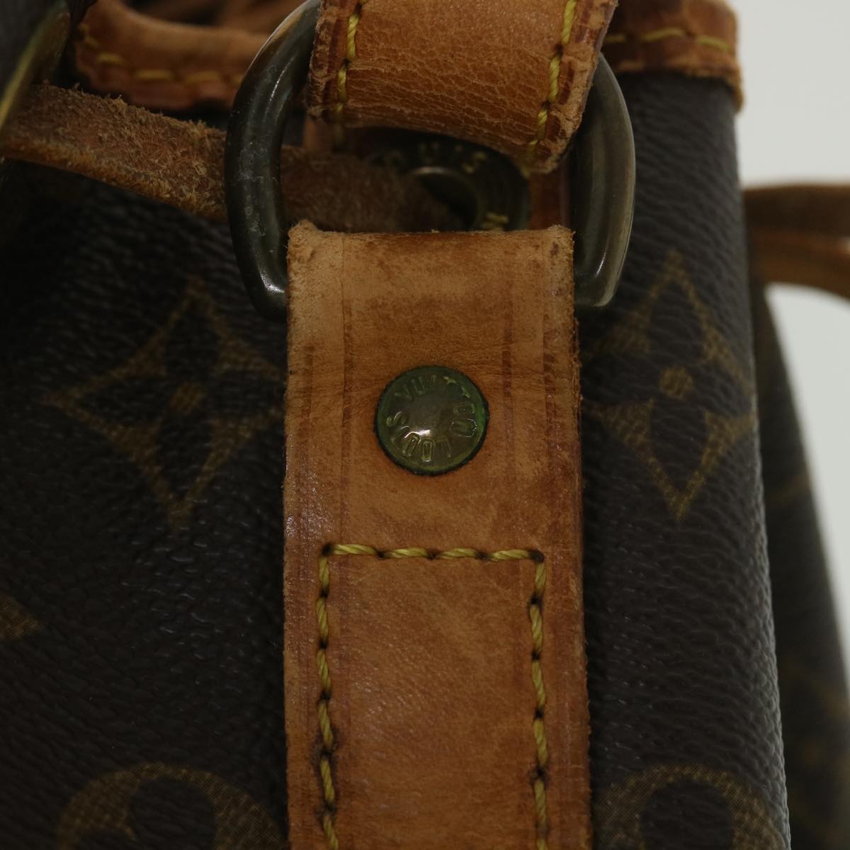 LOUIS VUITTON Monogram Petit Noe Shoulder Bag M42226 LV Auth 38572