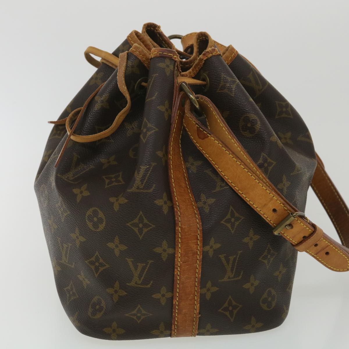 LOUIS VUITTON Monogram Petit Noe Shoulder Bag M42226 LV Auth 38572