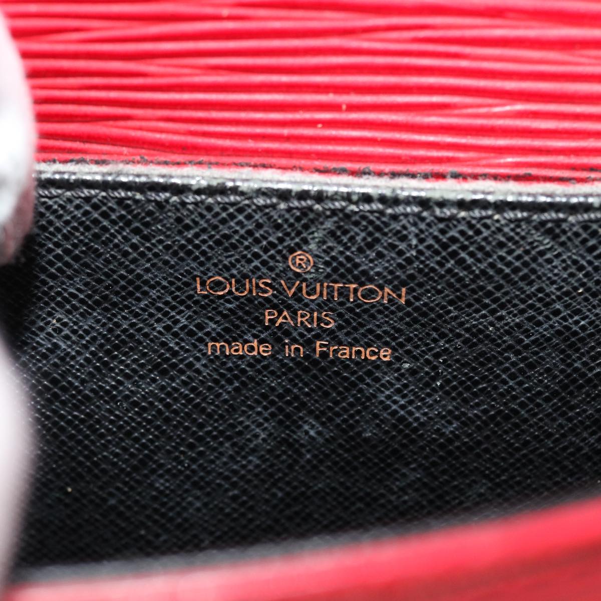 LOUIS VUITTON Epi Saint Cloud PM Shoulder Bag Red M52217 LV Auth 38586