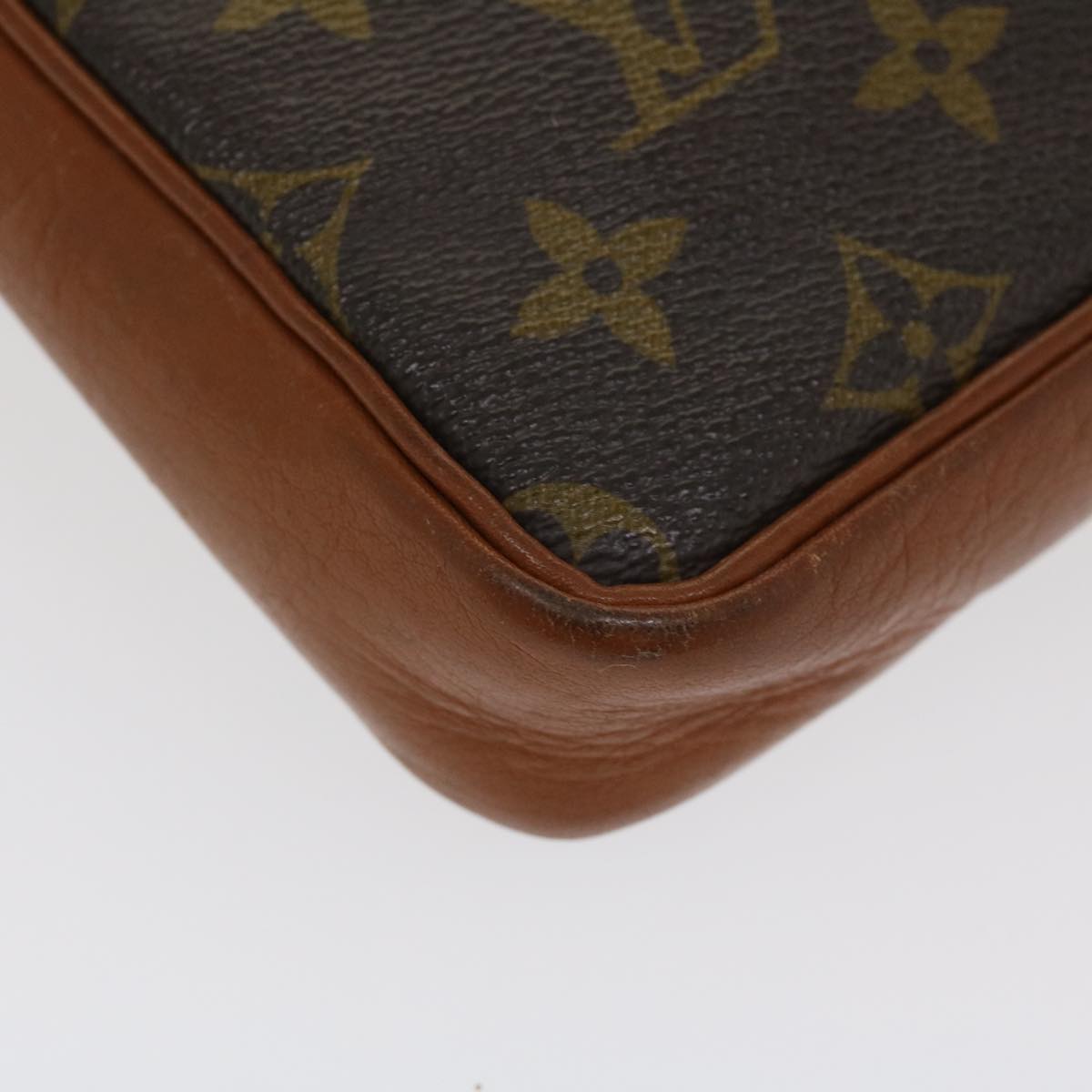 LOUIS VUITTON Monogram Pochette Sports Clutch Bag No.183 LV Auth 38622