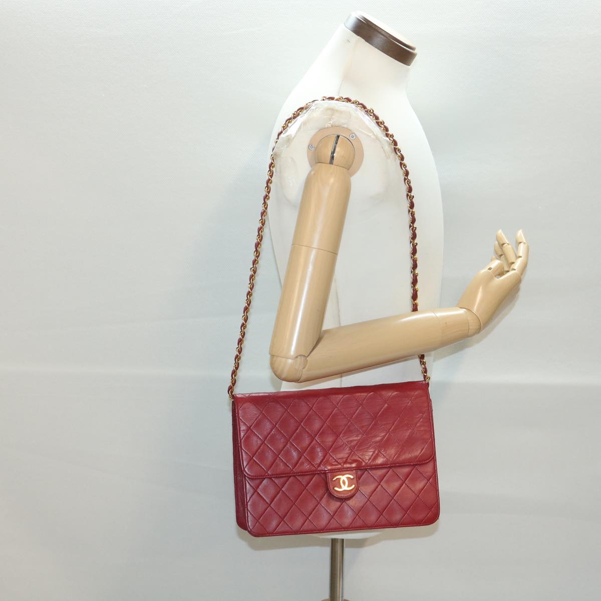 CHANEL Chain Shoulder Bag Lamb Skin Red CC Auth 38660