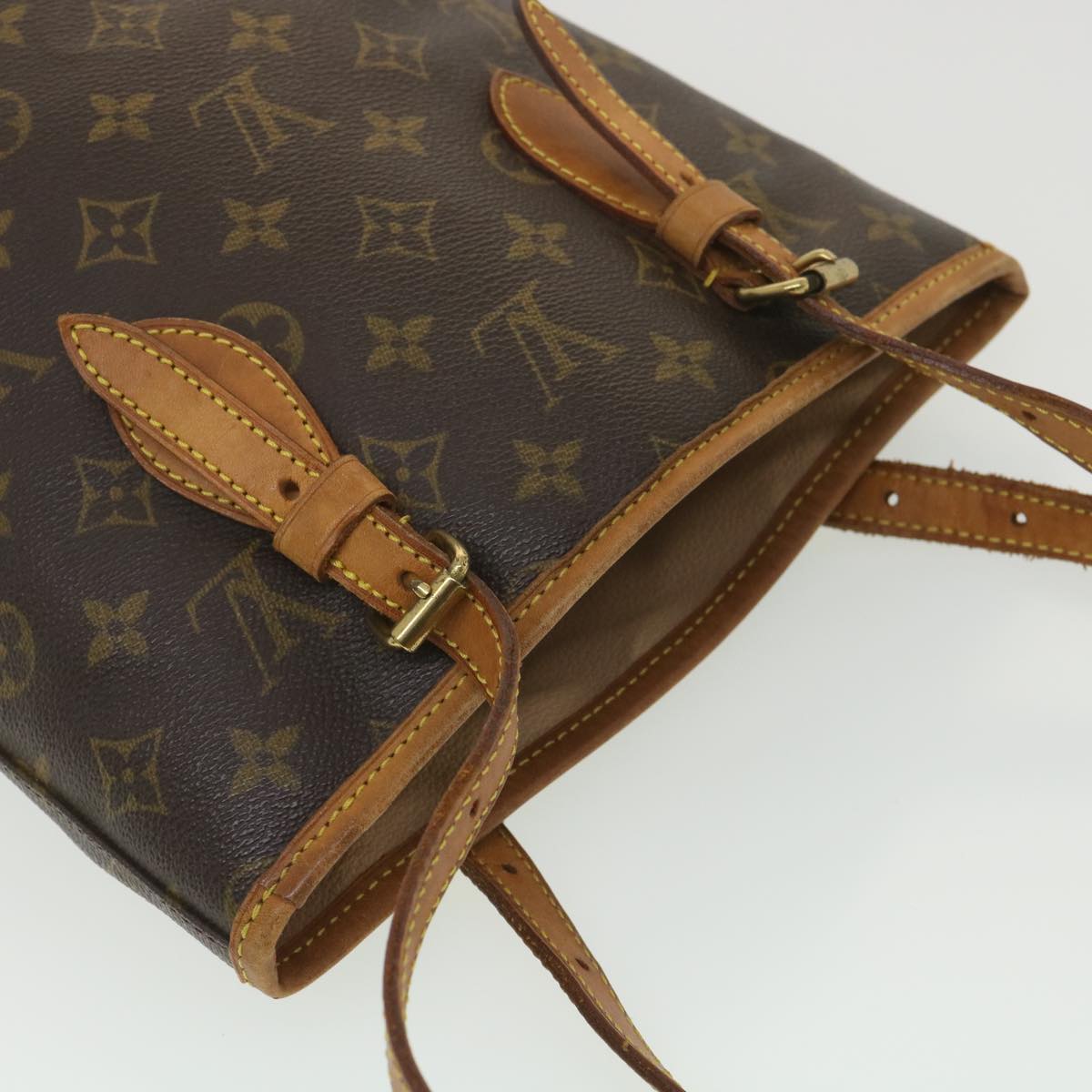 LOUIS VUITTON Monogram Bucket PM Shoulder Bag M42238 LV Auth 38706