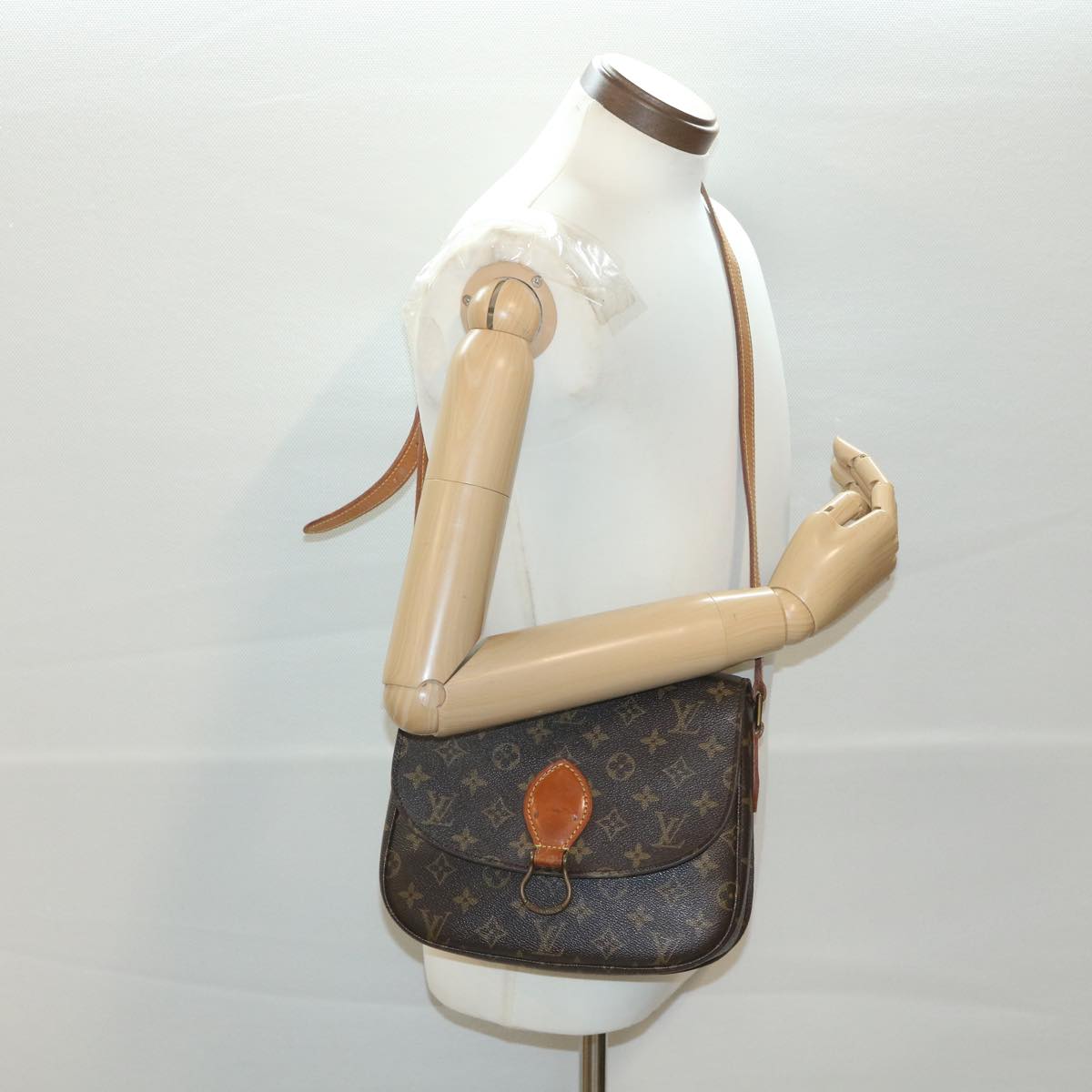 LOUIS VUITTON Monogram Saint Cloud GM Shoulder Bag M51242 LV Auth 38730