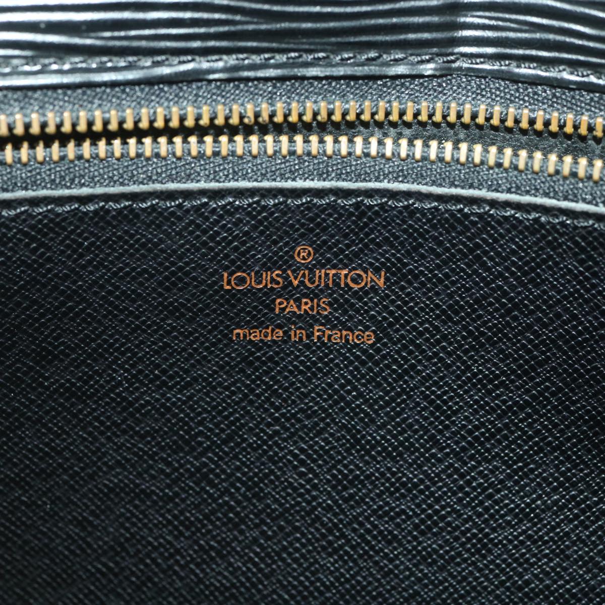 LOUIS VUITTON Epi Serie Dragonne Hand Bag Black M52612 LV Auth 38745