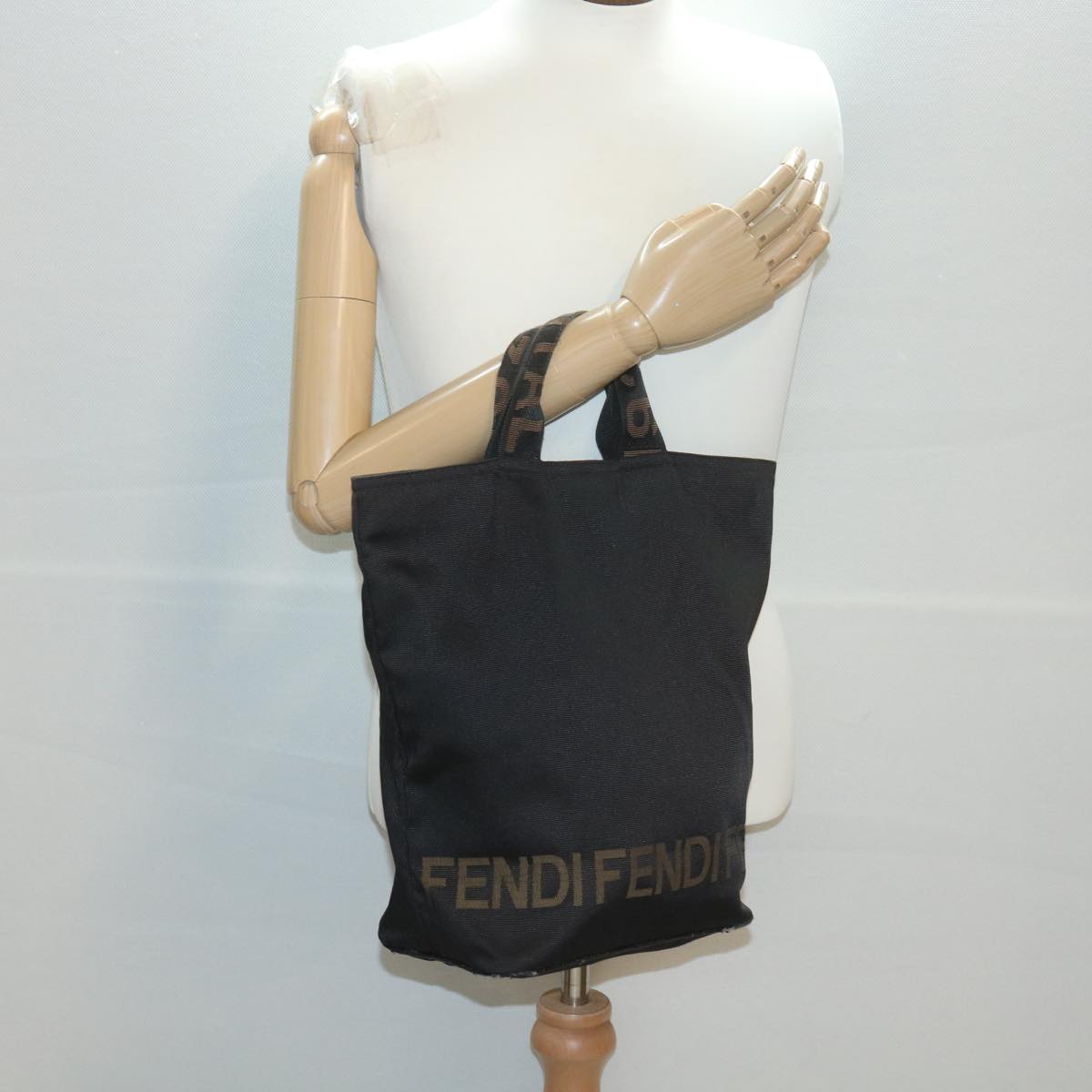 FENDI Hand Bag Canvas Black 2291 26488 088 Auth 38797