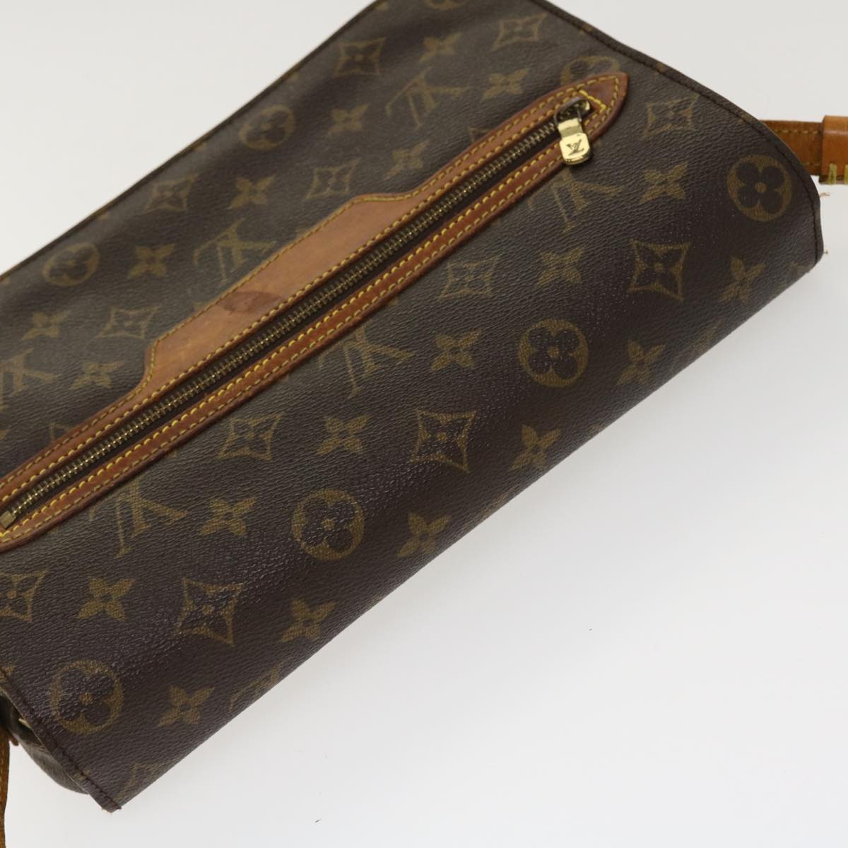 LOUIS VUITTON Monogram Saint Germain 28 Shoulder Bag M51207 LV Auth 38848