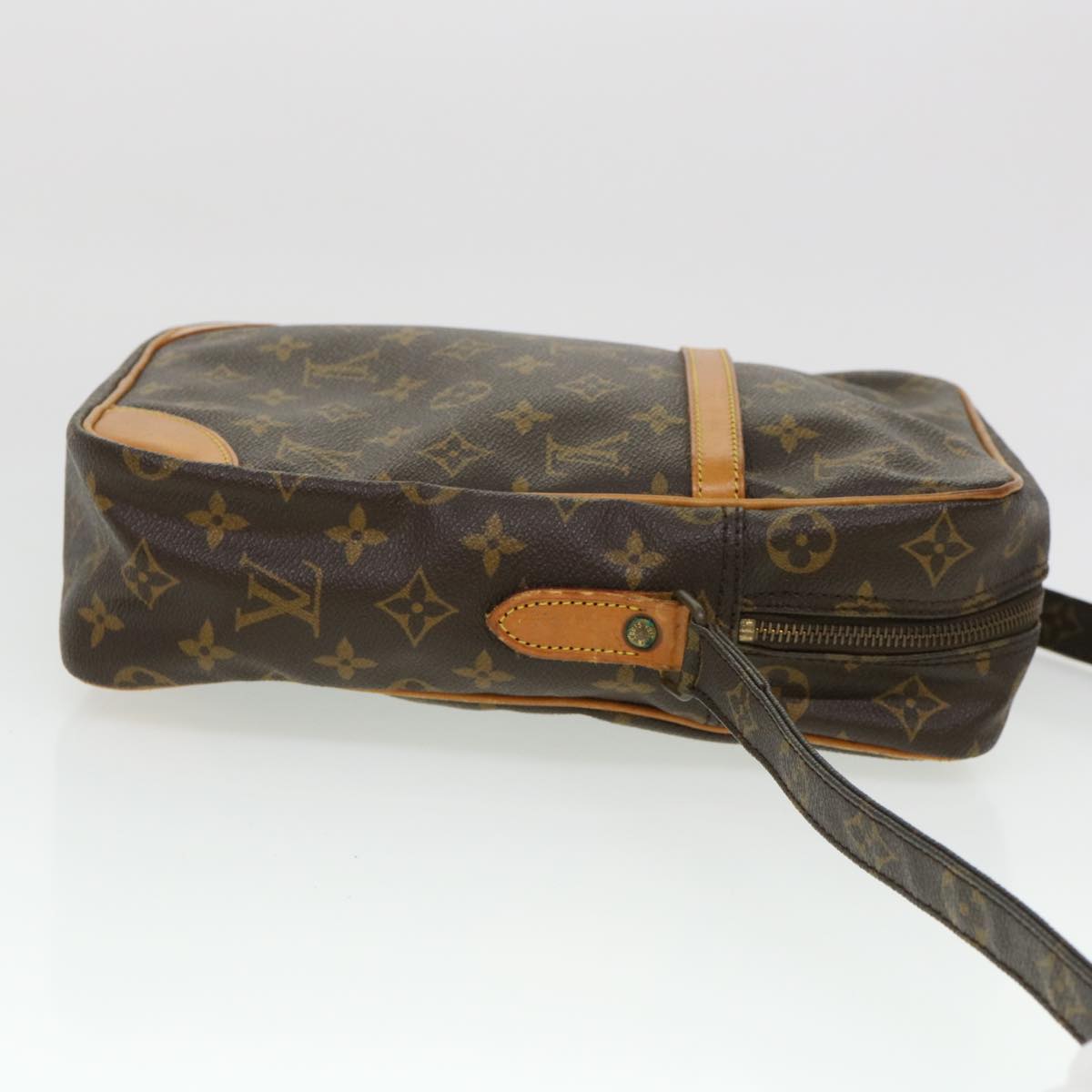 LOUIS VUITTON Monogram Danube MM Shoulder Bag M45264 LV Auth 38871