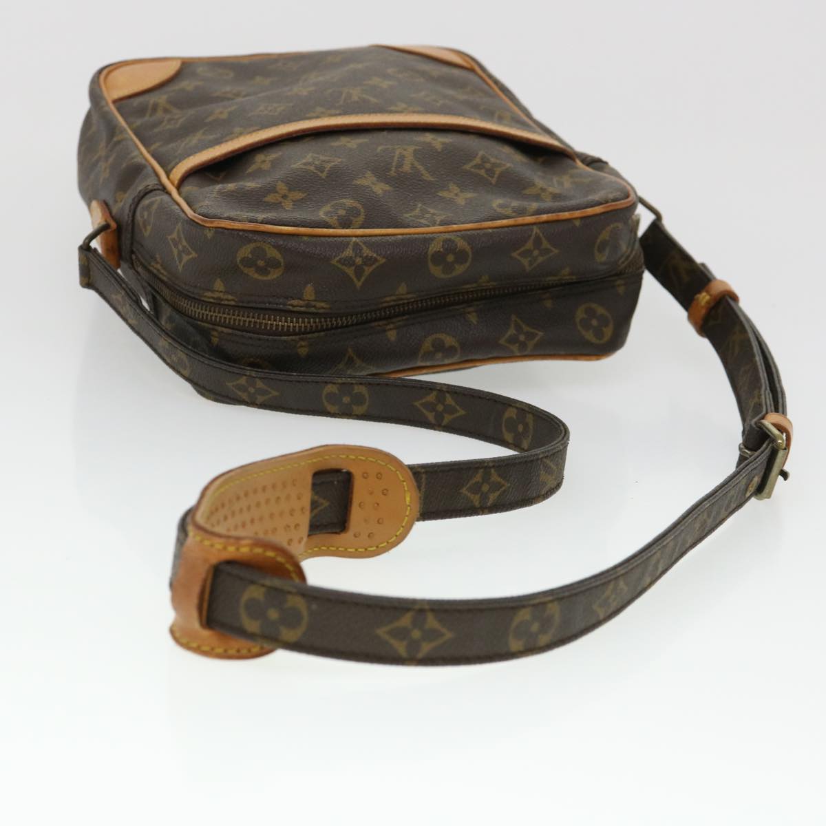 LOUIS VUITTON Monogram Danube MM Shoulder Bag M45264 LV Auth 38871