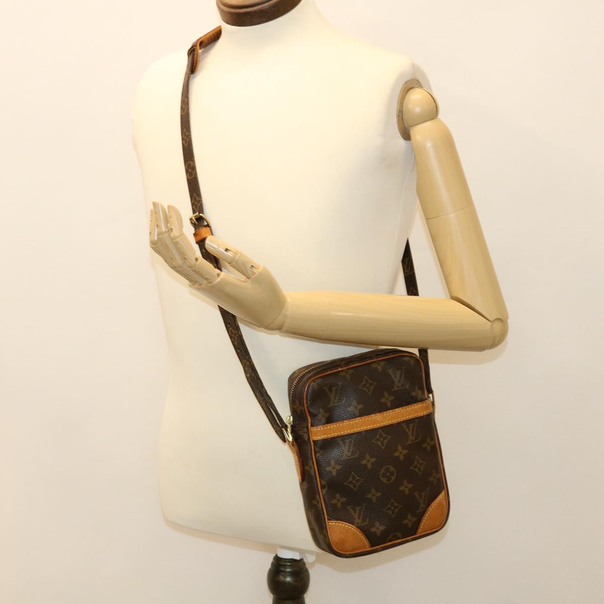 LOUIS VUITTON Monogram Danube Shoulder Bag M45266 LV Auth 38941