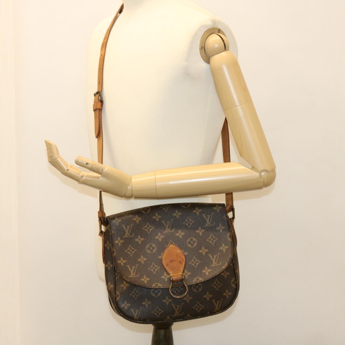 LOUIS VUITTON Monogram Saint Cloud GM Shoulder Bag M51242 LV Auth 38944