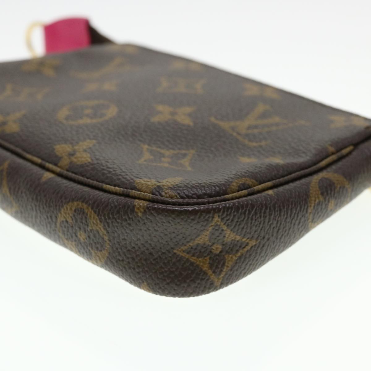 LOUIS VUITTON Monogram Vivienne Mini Pochette Accessoires M68490 Auth 38946A