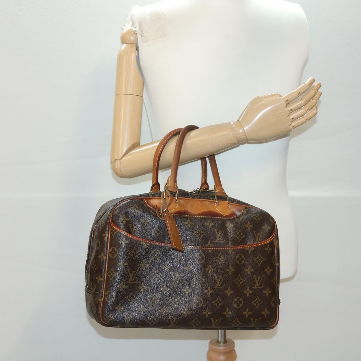 LOUIS VUITTON Monogram Deauville Hand Bag M47270 LV Auth 38957