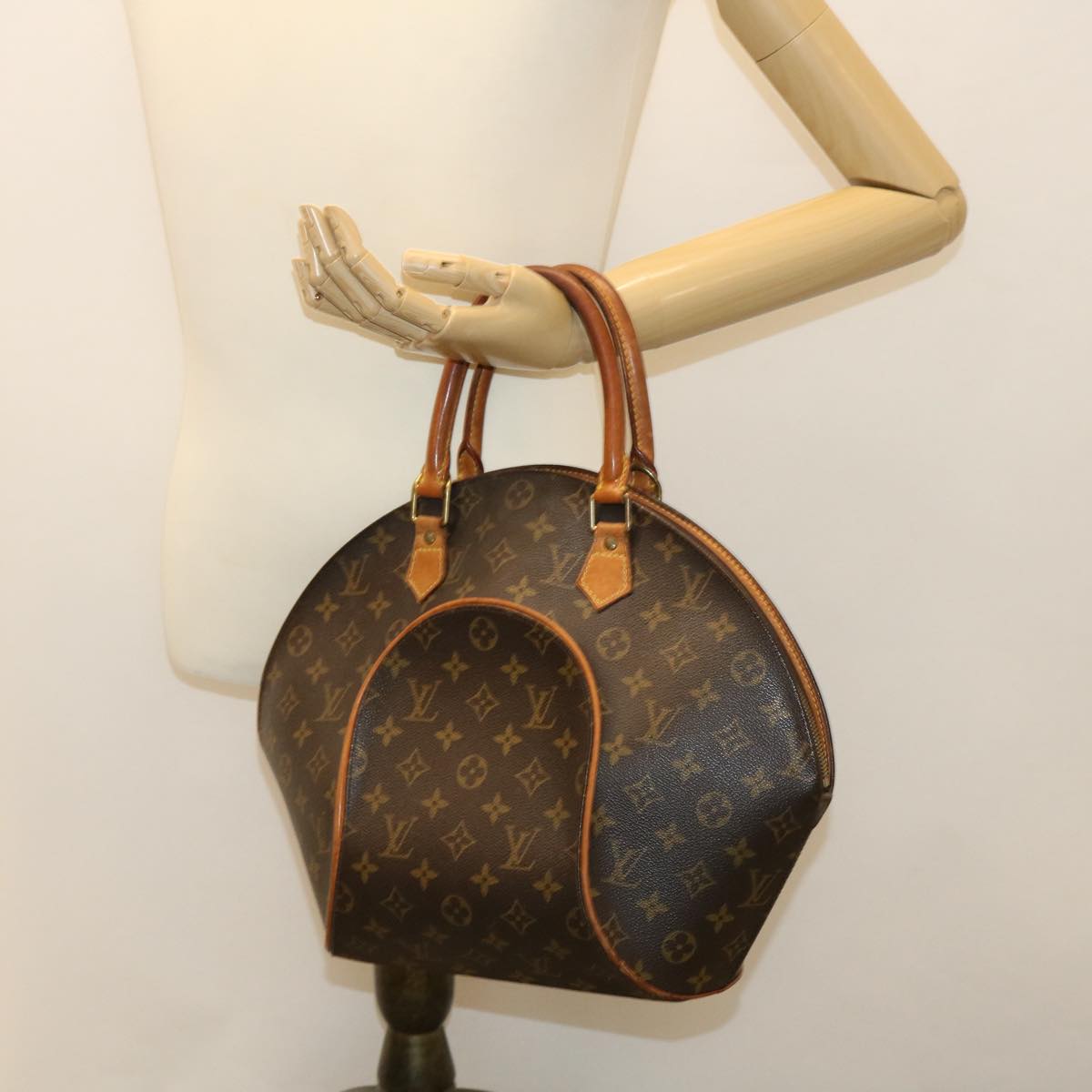 LOUIS VUITTON Monogram Ellipse MM Hand Bag M51126 LV Auth 38979