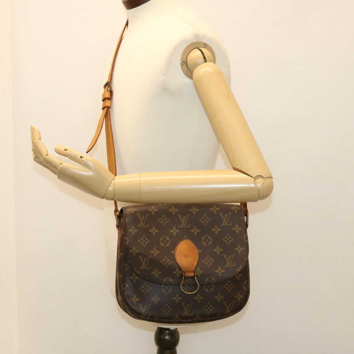 LOUIS VUITTON Monogram Saint Cloud GM Shoulder Bag M51242 LV Auth 38984