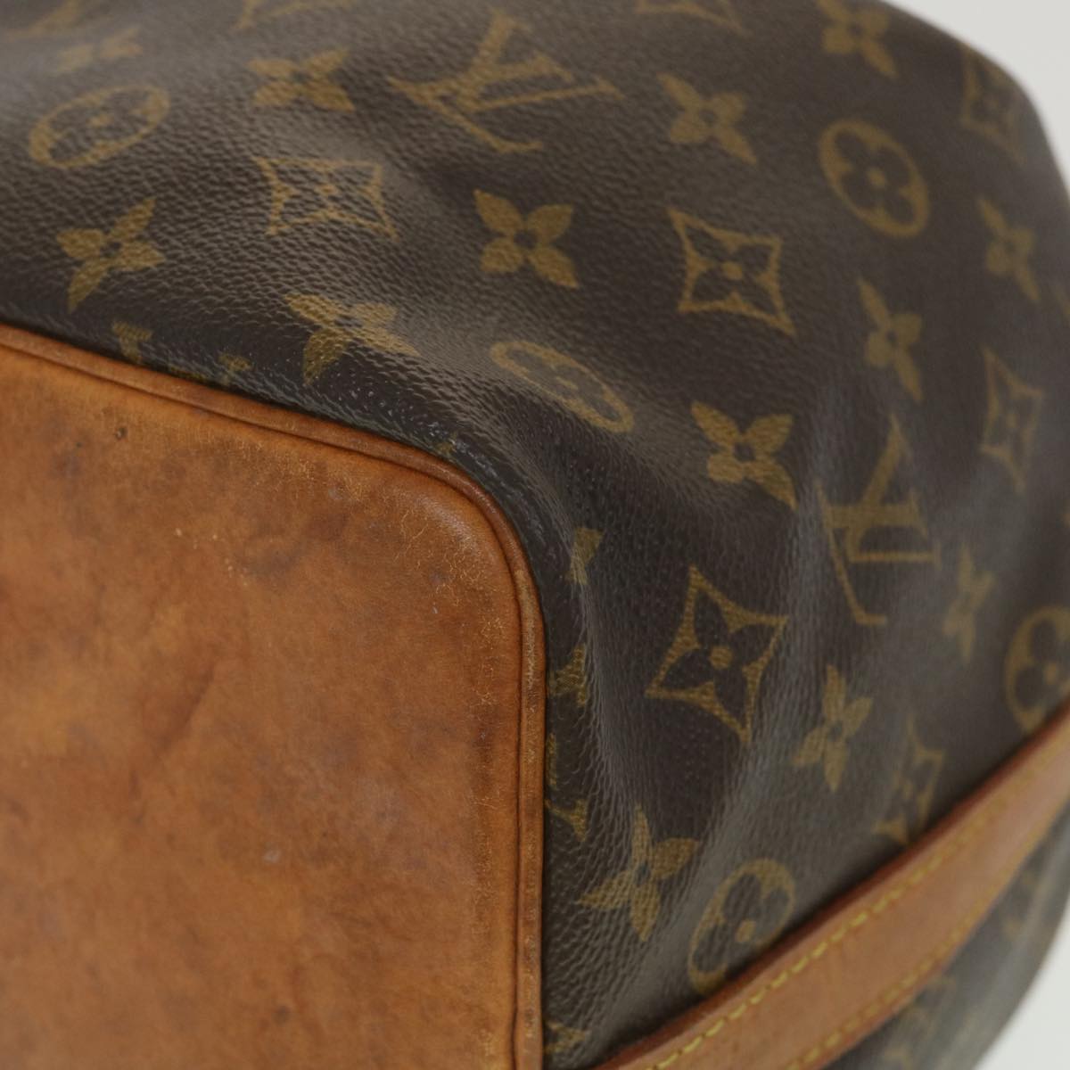 LOUIS VUITTON Monogram Petit Noe Shoulder Bag M42226 LV Auth 39014