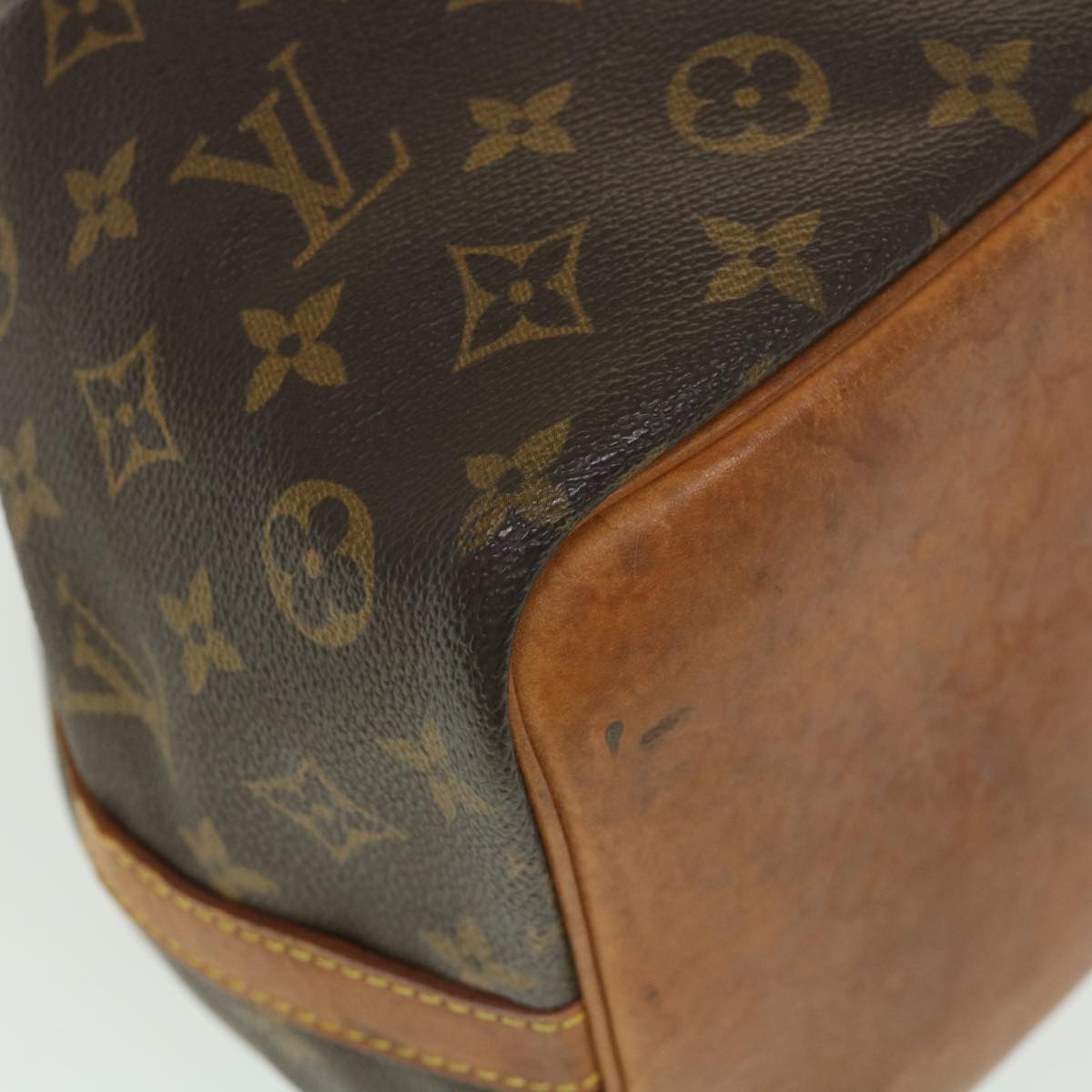 LOUIS VUITTON Monogram Petit Noe Shoulder Bag M42226 LV Auth 39014