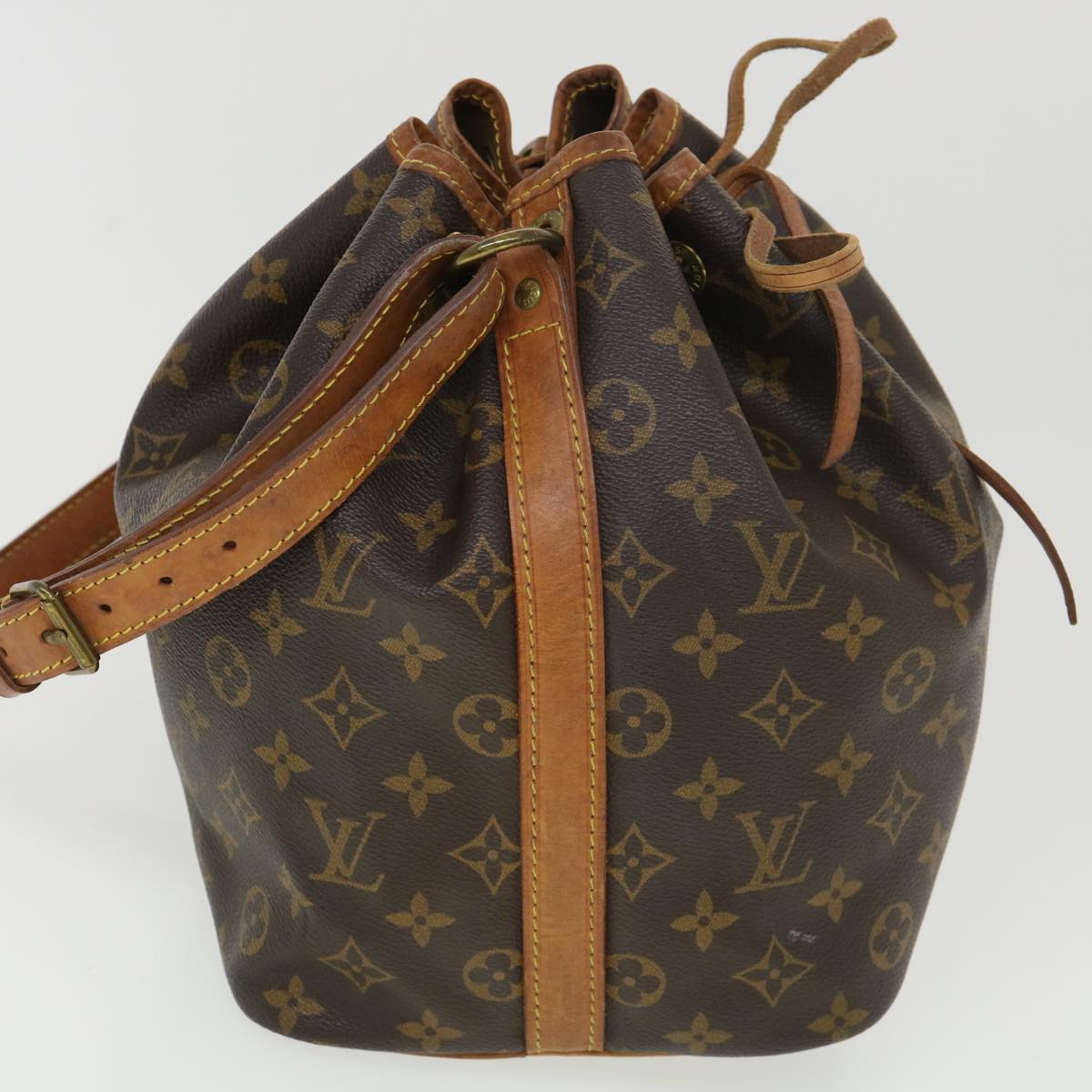 LOUIS VUITTON Monogram Petit Noe Shoulder Bag M42226 LV Auth 39014