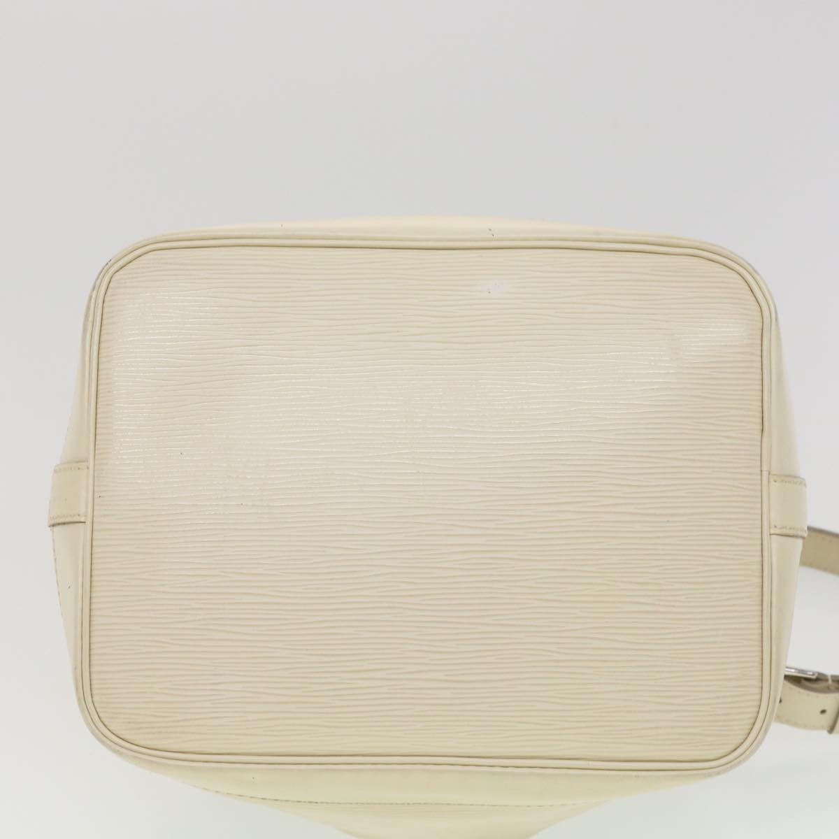 LOUIS VUITTON Epi Petit Noe Shoulder Bag White Yvoire M4084J LV Auth 39066